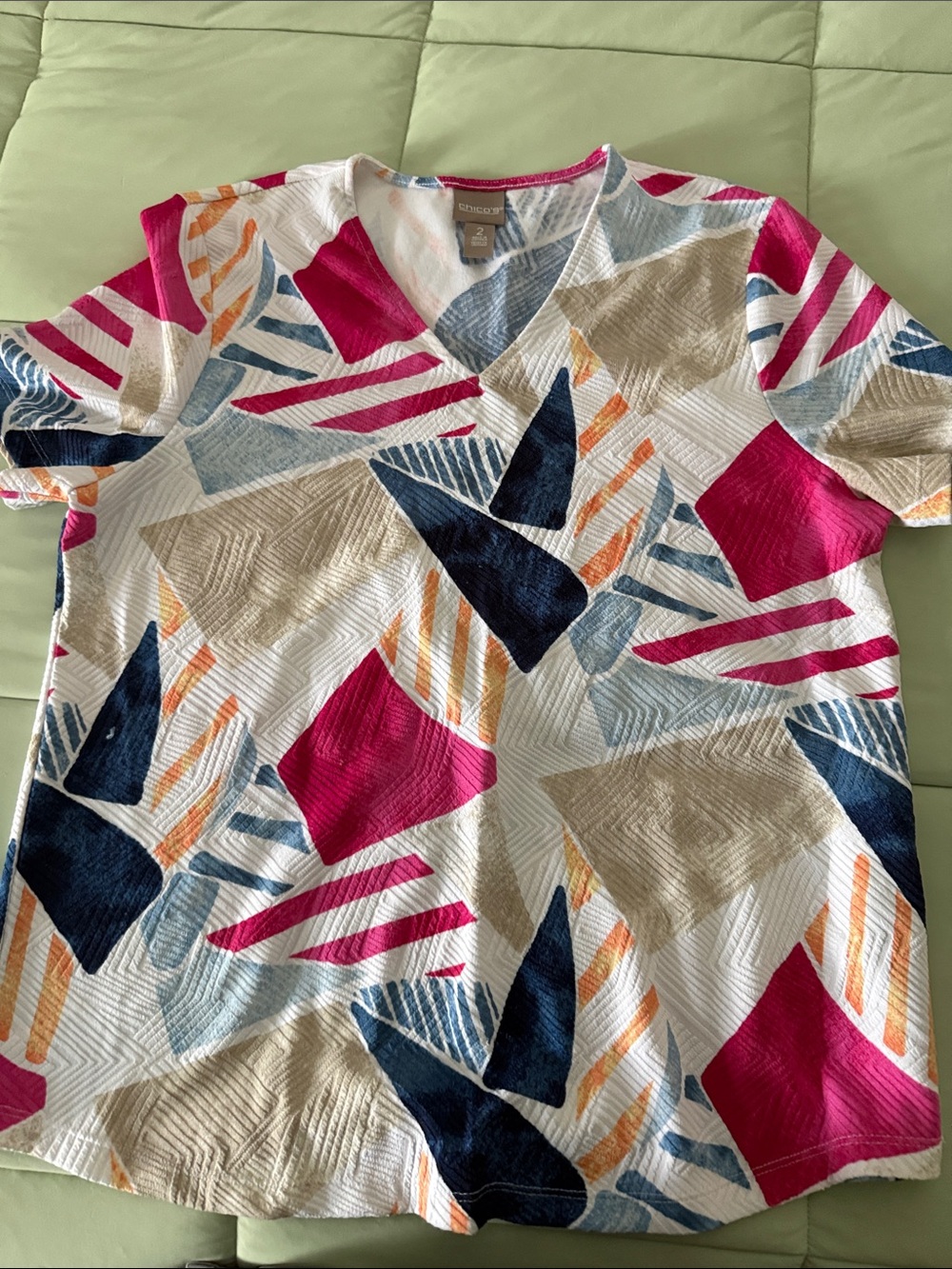 Chico's White Multi-Color V-Neck Short Sleeve Top